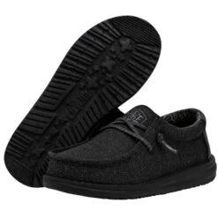 Wally Youth Basic - Black -Austins Shoes Store 40041 001 WALLY YOUTH BASIC BLACK LEFT 3