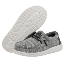 Wally Youth Stretch - Yin And Yang -Austins Shoes Store 40050 1JG WALLY YOUTH STRETCH YIN YANG LEFT 3