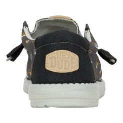 Wally Fish Lure - Black 12 Wally Fish Lure - Black -Austins Shoes Store 40624 001 WALLYFISHLURE BLACK BACK conversion1