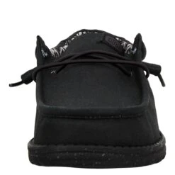 Wally Stretch Canvas - Black/Black -Austins Shoes Store 40700 060 WALLY CANVAS BLACK BLACK LEFT FRONT