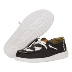 Wendy Youth Animal - Black/Cow 8 Wendy Youth Animal - Black/Cow -Austins Shoes Store 41797 0HO WENDY Y ANIMAL BLACK COW LEFT PAIR BOTTOM conversion1