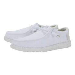 Wally Stretch Sox - White -Austins Shoes Store 41898 100 WALLY STRETCH SOX WHITE LEFT PAIR