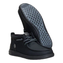 Wally Mid Gripr Classic - Black/Black -Austins Shoes Store 42051 060 WALLYMIDGRIPRCLASSIC BLACKBLACK PAIR BOTTOM conversion1