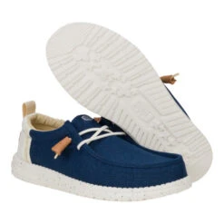 Wally Craft Linen - White/Sargasso Blue -Austins Shoes Store 43086 4UA WALLYSUMMERLINEN SARGASSOBLUE WHITE PAIR BOTTOM conversion1