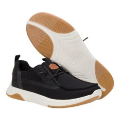 Wally Drift Mesh - Black/White 10 Wally Drift Mesh - Black/White -Austins Shoes Store 43165 066 WALLYDRIFTMESH BLACKWHITE PAIR BOTTOM