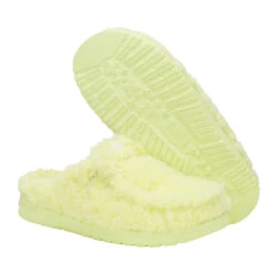 Wendy Slipper - Cozy Luminary Green -Austins Shoes Store 44170 3AN WENDYSLIPPER LUMINARYGREEN PAIR BOTTOM conversion1