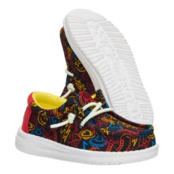 Wally Toddler Space Glow - Black/Red -Austins Shoes Store 44196 063 WALLYTSPACEGLOW BLACKRED PAIR BOTTOM conversion1