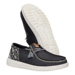 Wendy Funk Embroidered Floral - Black -Austins Shoes Store 44237 001 WENDYFUNKEMBROIDEREDFLORAL BLACK PAIR BOTTOM conversion1