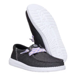 Wendy Funk Friendship Lace - Black -Austins Shoes Store 44246 001 WENDYFUNKFRIENDSHIPLACE BLACK PAIR BOTTOM conversion1