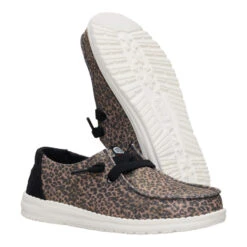 Wendy Sparkle Animal - Leopard -Austins Shoes Store 44256 90L WENDYSPARKLEANIMAL LEOPARD PAIR BOTTOM conversion1