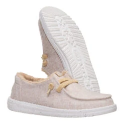 Wendy Wool Cozy - Oatmeal 10 Wendy Wool Cozy - Oatmeal -Austins Shoes Store 44272 272 WENDYWOOLCOZY OATMEAL PAIR BOTTOM conversion1