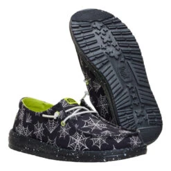 Wendy Spider Webs - Black/Black -Austins Shoes Store 44957 060 WENDYSPIDERWEBS BLACKBLACK PAIR BOTTOM conversion1